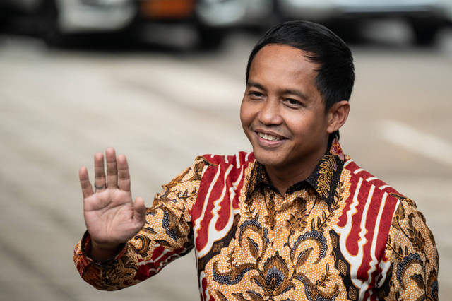 Menteri kehutanan
